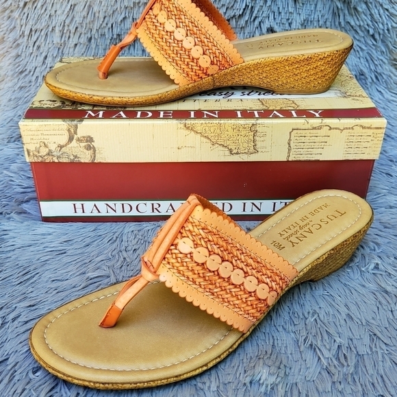 easy street Shoes - Easy Street Tuscany Venice Orange Sandals- Worn once- NEW box included